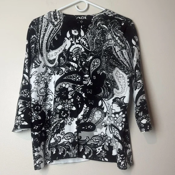 💛 Hampshire Studio Black and White Paisley Embellished Cardigan Open Sweater - Picture 6 of 9